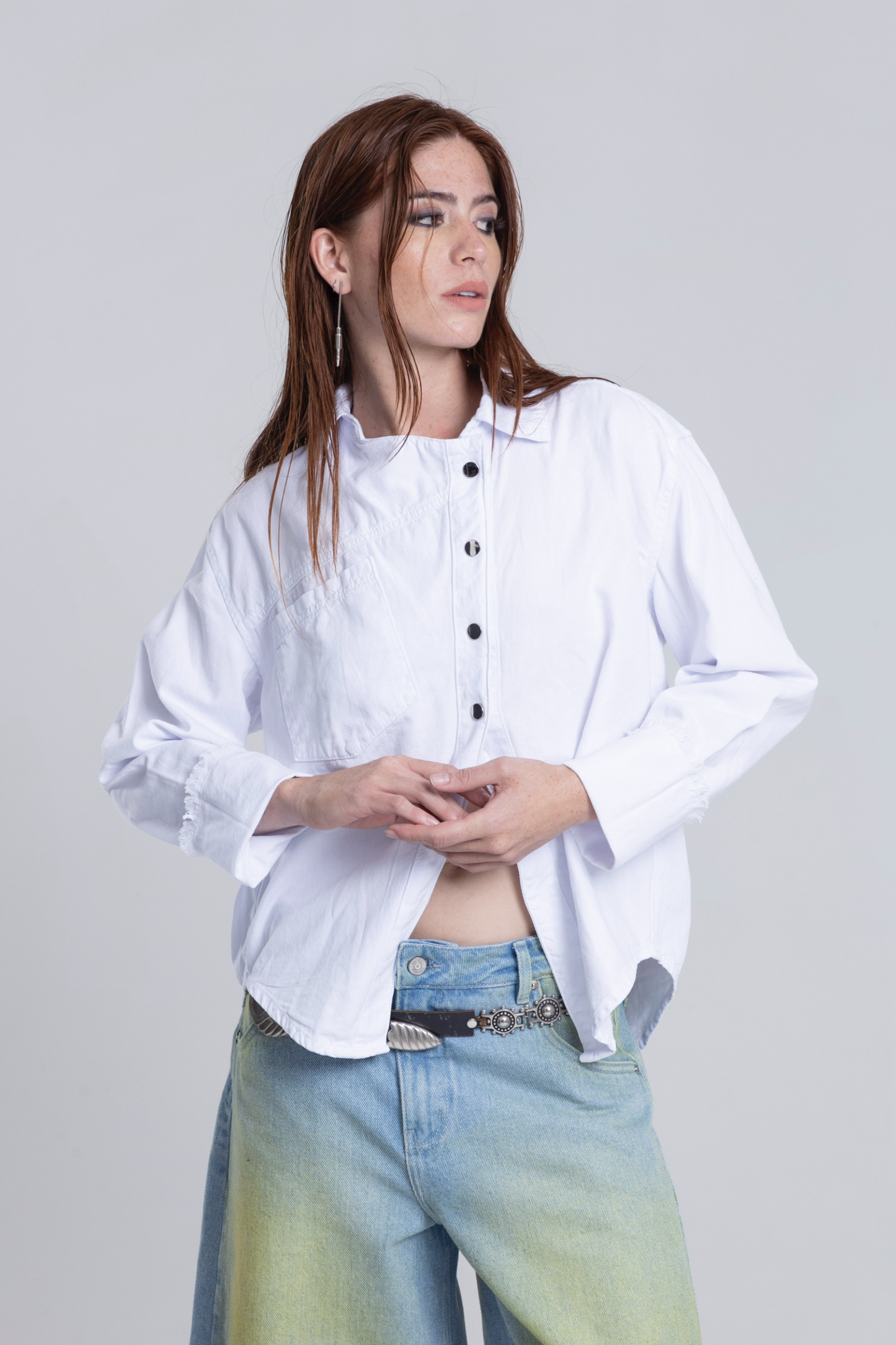 CAMISA ASIMETRICA ESENCIAL